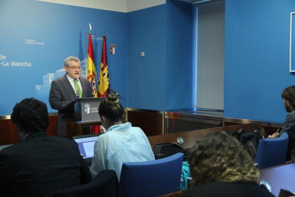 El consejero de Educación, Cultura y Deportes comparece ante la Comisión de Presupuestos de Las Cortes