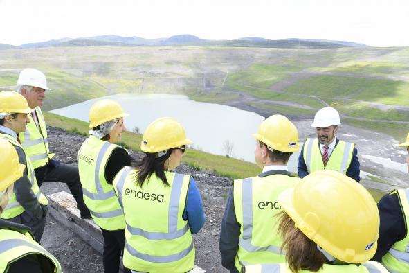 García-Page ensalza la regeneración ambiental de la mina ‘Emma’ “que durante años ha generado valor añadido y riqueza a Puertollano y su comarca” 
