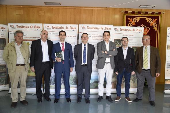 El consejero de Agricultura, Medio Ambiente y Desarrollo Rural ha clausurado las XV Jornadas Cinegéticas de Castilla-La Mancha ‘Gestión Cinegética en el Proyecto Life+Iberlince’