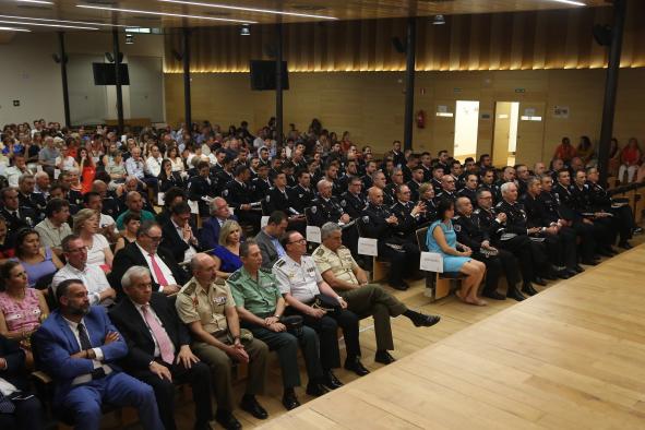 El consejero de Hacienda y Administraciones Públicas, Juan Alfonso Ruiz Molina, preside el acto de clausura de los cursos selectivos de formación inicial para Policías Locales de Castilla-La Mancha