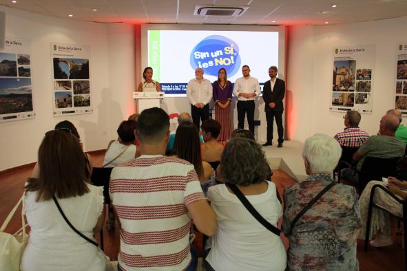 Presentación de la campaña "Sin un Sí, ¡Es No!" en la Feria de Albacete