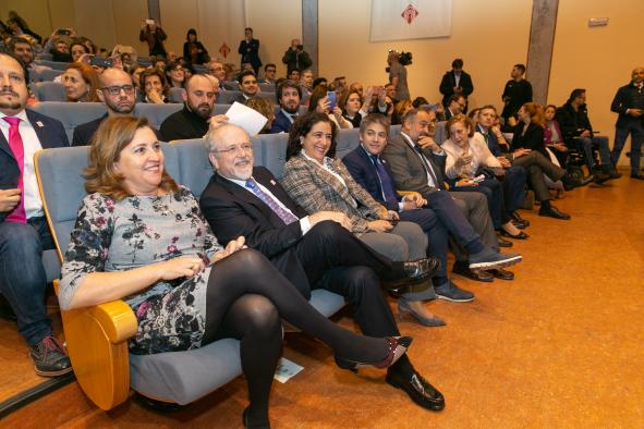 El presidente de Castilla-La Mancha, Emiliano García-Page, asiste a la conmemoración del 25 aniversario de la Universidad de Castilla-La Mancha en Talavera de la Reina.