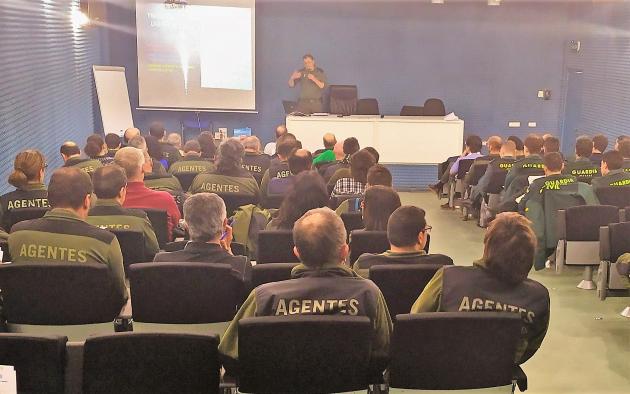 El Gobierno regional realiza formación específica sobre electrocución de avifauna en tendidos eléctricos para Agentes Medioambientales, personal técnico y jurídico