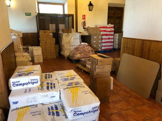 El Gobierno regional impulsa un proyecto para que más de 15 toneladas de alimentos lleguen a 1.600 familias vulnerables de La Sagra toledana