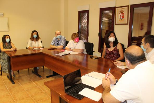 Gobierno regional y Ayuntamiento de Ruidera analizan aspectos relacionados con seguridad, limpieza y telecomunicaciones en el entorno del Parque natural de las Lagunas   