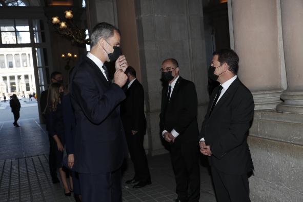 El presidente de Castilla-La Mancha, Emiliano García-Page, asiste al acto de homenaje de Estado a las víctimas del coronavirus y de reconocimiento a la sociedad, presidido por el Rey Felipe VI 