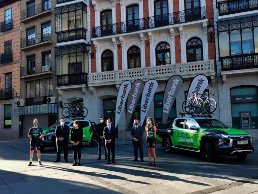 El Gobierno de Castilla-La Mancha da la bienvenida al club Liberbank Triatlón Monteverde de Toledo