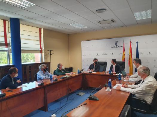 El Gobierno de Castilla-La Mancha traslada a UPA su compromiso de seguir avanzando en medidas de desarrollo sostenible con el sector primario