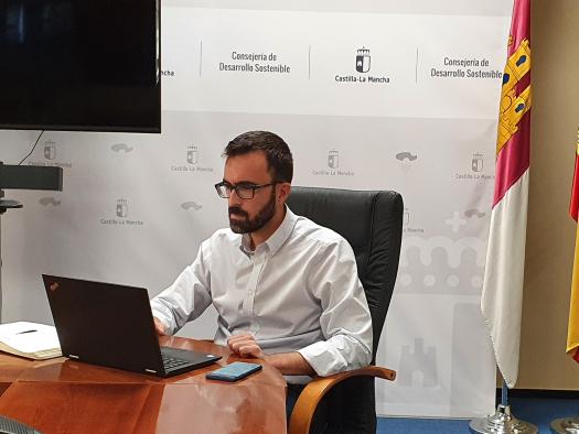 El Gobierno de Castilla-La Mancha ha reunido por segunda vez la Mesa de la Madera para continuar impulsando una gestión forestal social y ambientalmente responsable en la región