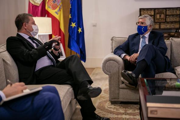Reunión con el primer secretario de la embajada de Portugal en España