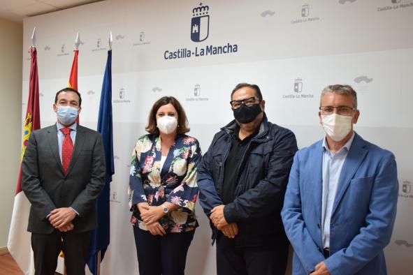 El Gobierno de Castilla-La Mancha traslada su apoyo a las peluquerías y centros de estética para la recuperación económica del sector