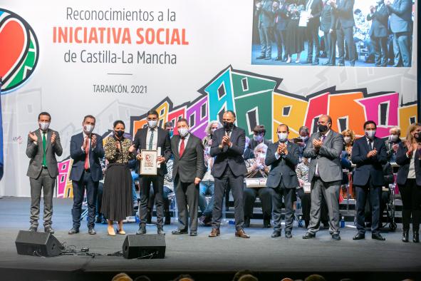 El jefe del Ejecutivo de Castilla-La Mancha, Emiliano García-Page, preside en el Auditorio Municipal de Tarancón, la entrega de los Reconocimientos a la Iniciativa Social de Castilla-La Mancha 2021. 