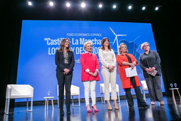 La consejera de Igualdad y portavoz del Gobierno regional, Blanca Fernández, participa en la Mesa sobre Igualdad incluida en el I Foro Económico Español ‘Castilla-La Mancha: Logros y Desafíos’