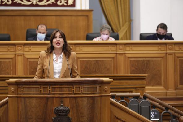 La consejera de Igualdad y portavoz del Gobierno regional, Blanca Fernández, comparece en el Pleno de las Cortes de Castilla-La Mancha