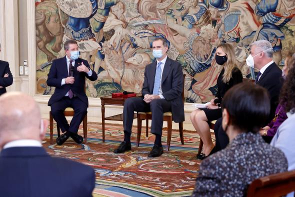 Recepción del rey Felipe VI al presidente de CLM en el Palacio de La Zarzuela