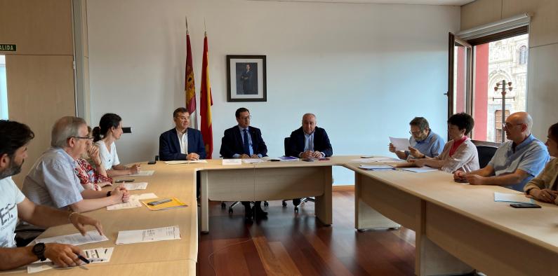 El nuevo Plan Especial de Zonas Rurales Deprimidas repartirá más de 2 millones de euros que permitirán la contratación de 420 trabajadores en la provincia