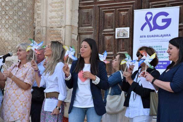 El Gobierno de Castilla-La Mancha promueve la creación y reforma de tres importantes centros de atención especializada en Alzheimer   