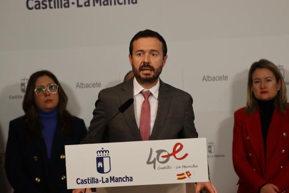 El Gobierno regional va a invertir a lo largo de 2023 más de medio millón de euros para fortalecer los servicios encargados de garantizar los derechos de las personas consumidoras