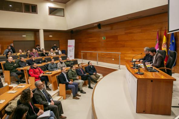 El consejero de Desarrollo Sostenible, Jose Luis Escudero, inaugura las jornadas ‘Castilla-La Mancha en verde: Sostenibilidad forestal’, organizadas por el sindicato Comisiones Obreras.