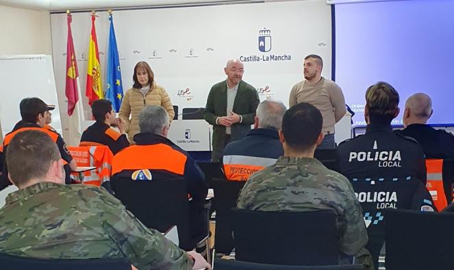 Integrantes de diversos grupos de activación en emergencia reciben formación en reanimación cardiopulmonar y atención sanitaria inicial