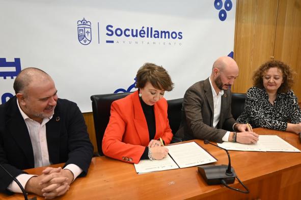 El Gobierno de Castilla-La Mancha suscribe un convenio de colaboración con el Ayuntamiento de Socuéllamos para consolidar los servicios de consumo