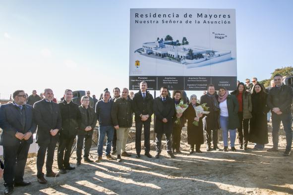 Primera piedra de la residencia de mayores de Mejorada