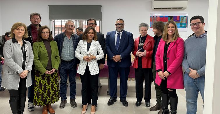 Gobierno regional y Ayuntamiento destinan más de 66.500 euros al nuevo centro de mayores de la zona sur de Olías y a programas de envejecimiento activo