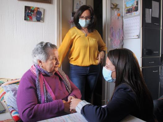 El Gobierno regional refuerza los servicios de proximidad para personas mayores en Guadalajara a través de los programas de Ayuda y Comida a Domicilio