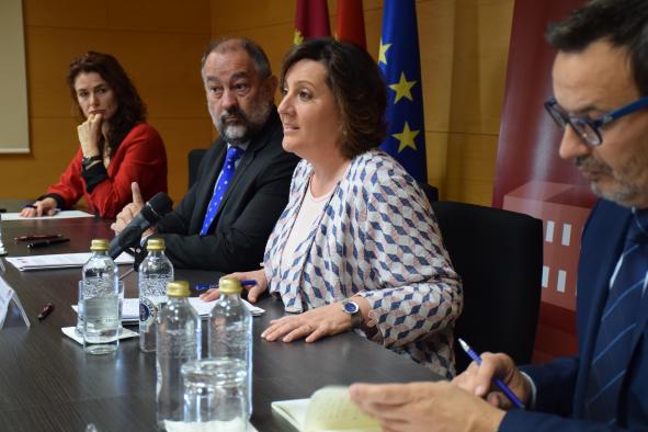 El Gobierno de Castilla-La Mancha y la UCLM invertirán más de 20 millones del Fondo Social Europeo+ en el impulso a la investigación y el apoyo económico a estudiantes