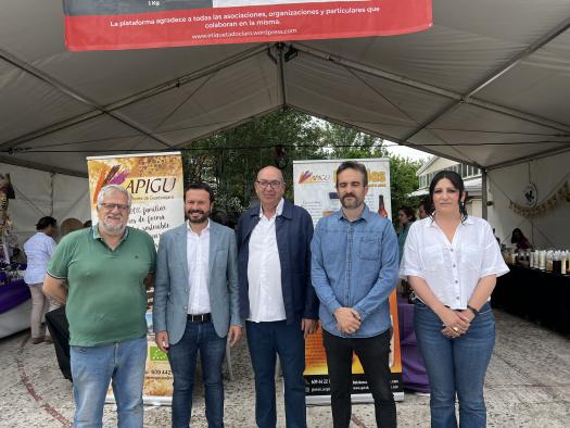 El Gobierno de Castilla-La Mancha apoya al sector apícola regional, un referente internacional que genera riqueza y empleo en el medio rural