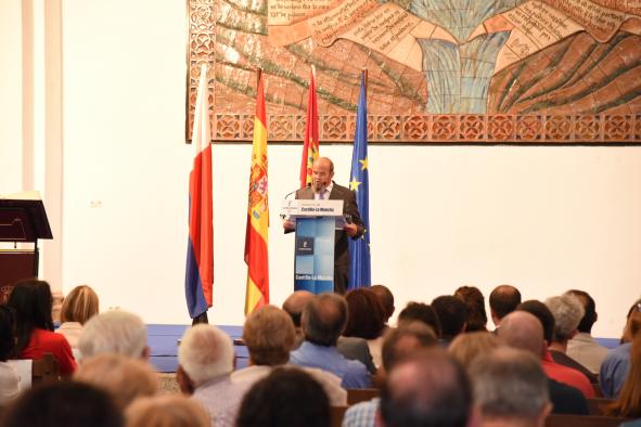 El Presidente en la toma de posesión del delegado de servicios en Molina de Aragón 