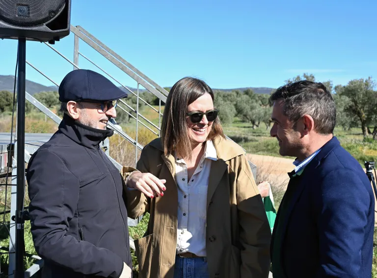 La consejera Portavoz del Gobierno regional, Esther Padilla, asiste al 25º Concurso de Poda de Olivos de Los Yébenes, en el Paraje de los Parrales, de Marjaliza, en el olivar de José María Romo