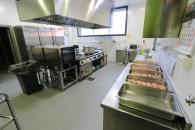 El Gobierno regional ha destinado cerca de 150.000 euros para dotar de cocina `in situ´ a los 3 comedores de los CEIP del “Señorío de Illescas”