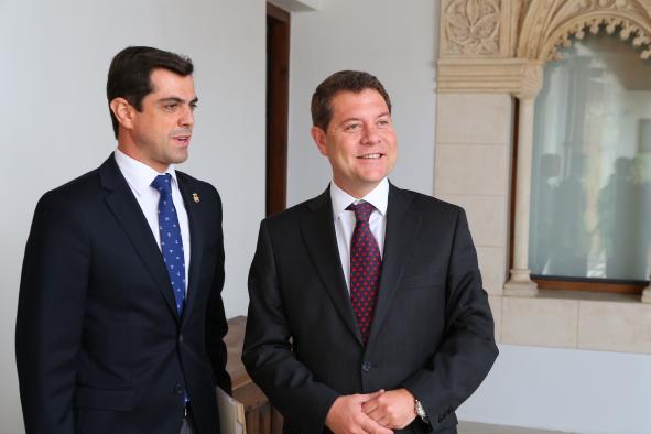 Reunión del presidente García-Page con el alcalde de Albacete, Javier Cuenca