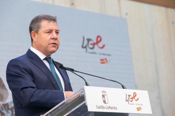 Entrega los XI Premios a la Excelencia y la Calidad en la Prestación de los Servicios Públicos de Castilla-La Mancha