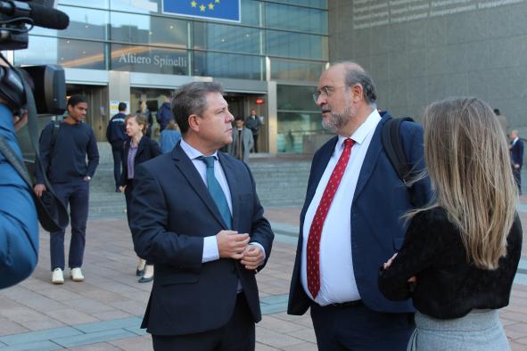 Reunión en Bruselas con las OPAs y eurodiputadas del Parlamento Europeo