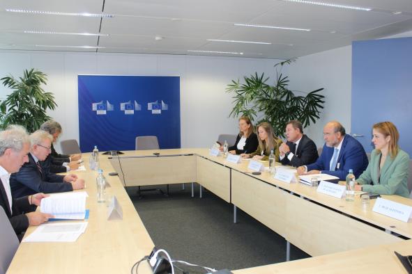 Reunión en Bruselas con el Comisario de Agricultura y Desarrollo Rural